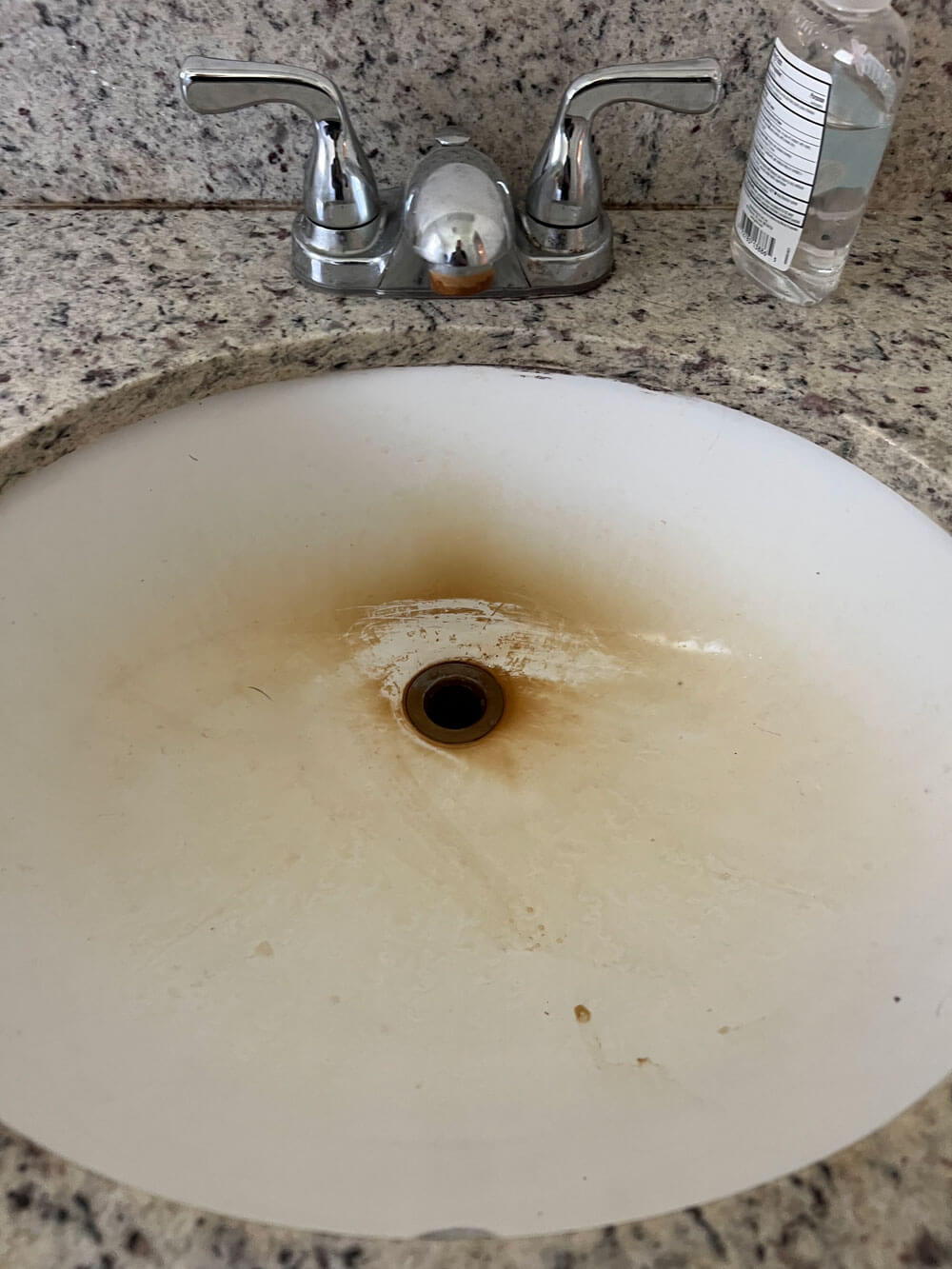 Sink before cleaning